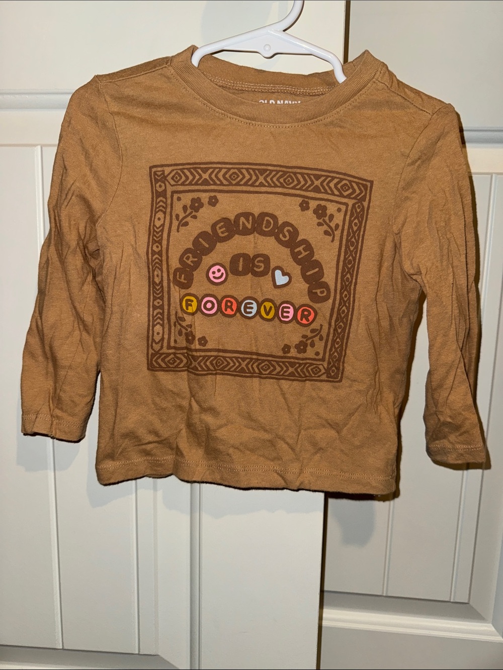 Old Navy Brown Long-Sleeve Kids Tee with Friendship Graphic and Colorful Accents